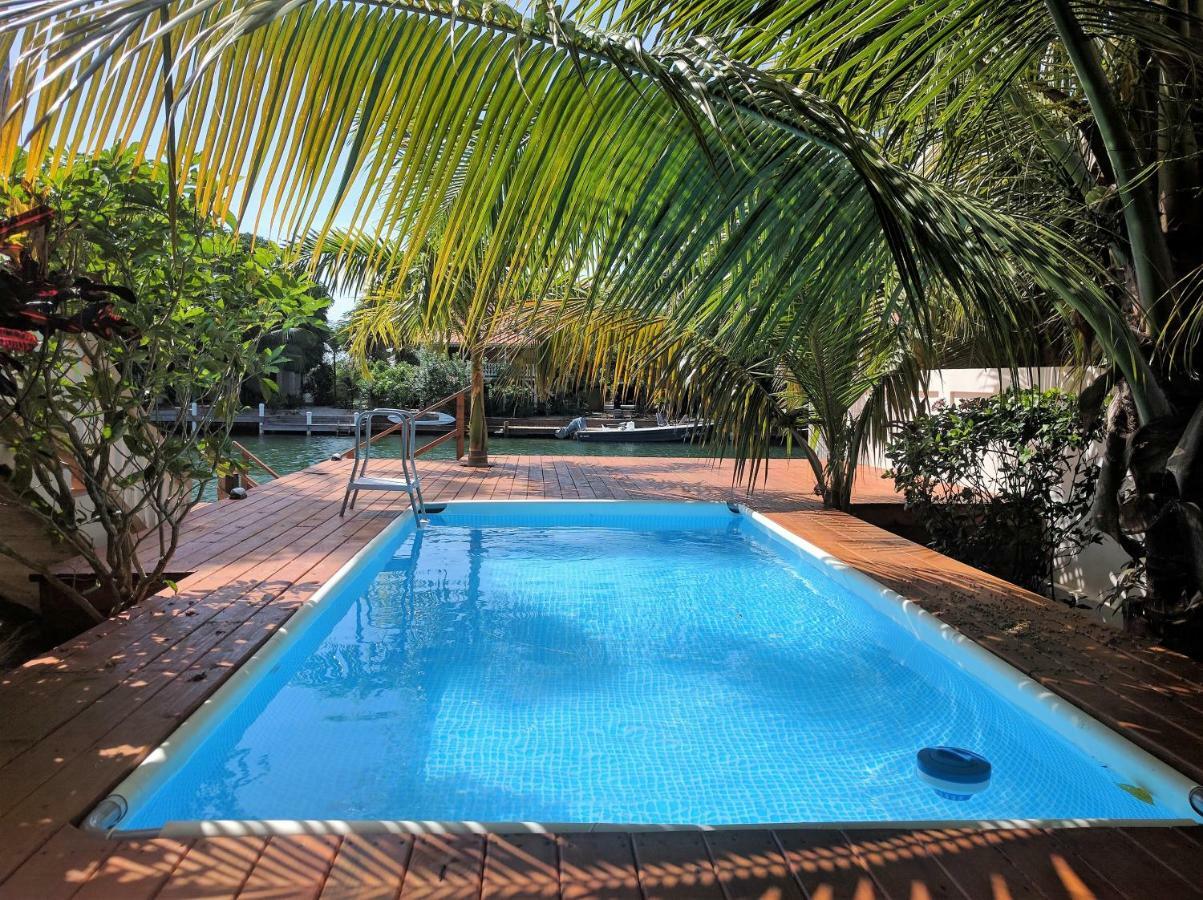 Dolce Cabana Waterfront Suites Placencia Bagian luar foto
